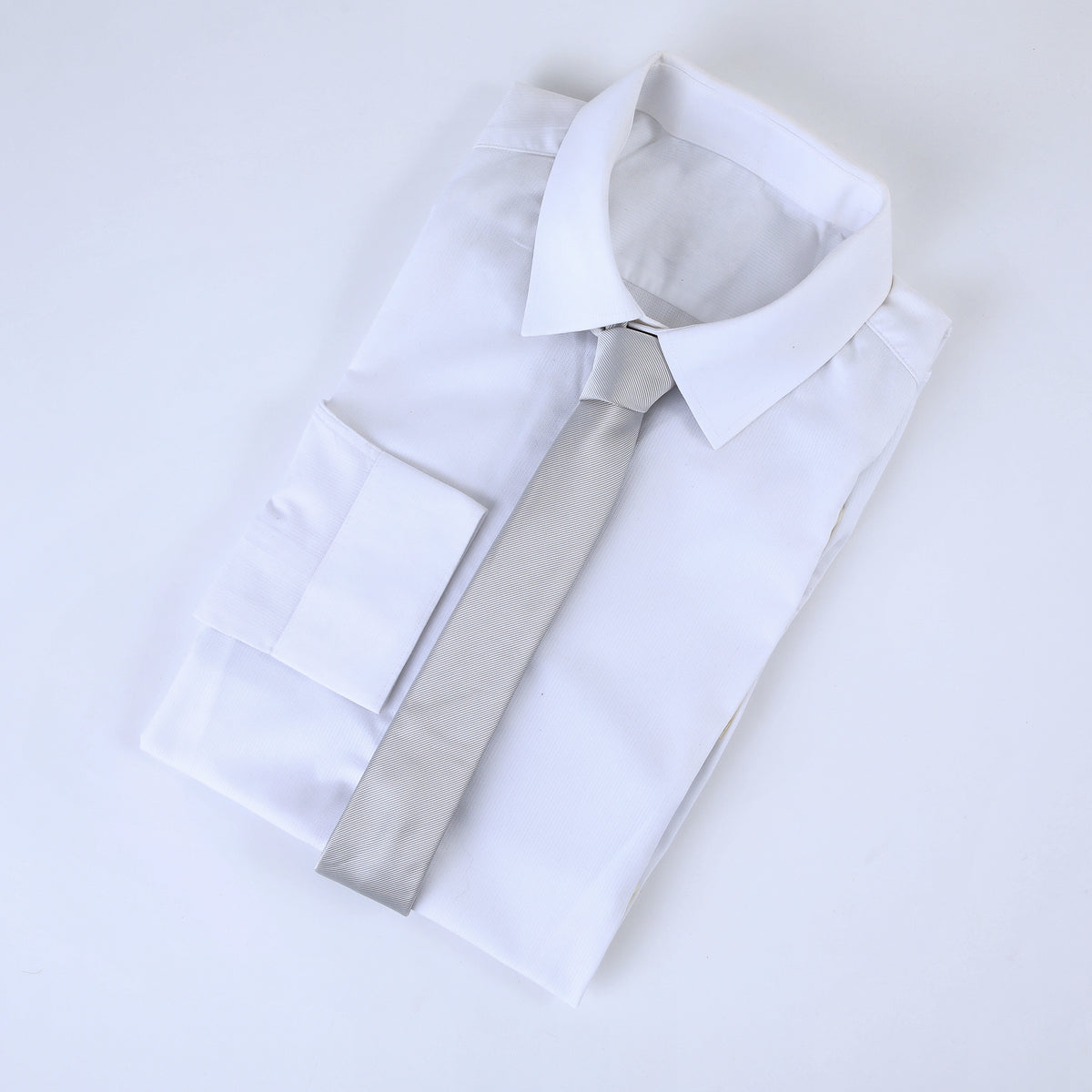 Corbata Plateada Satín