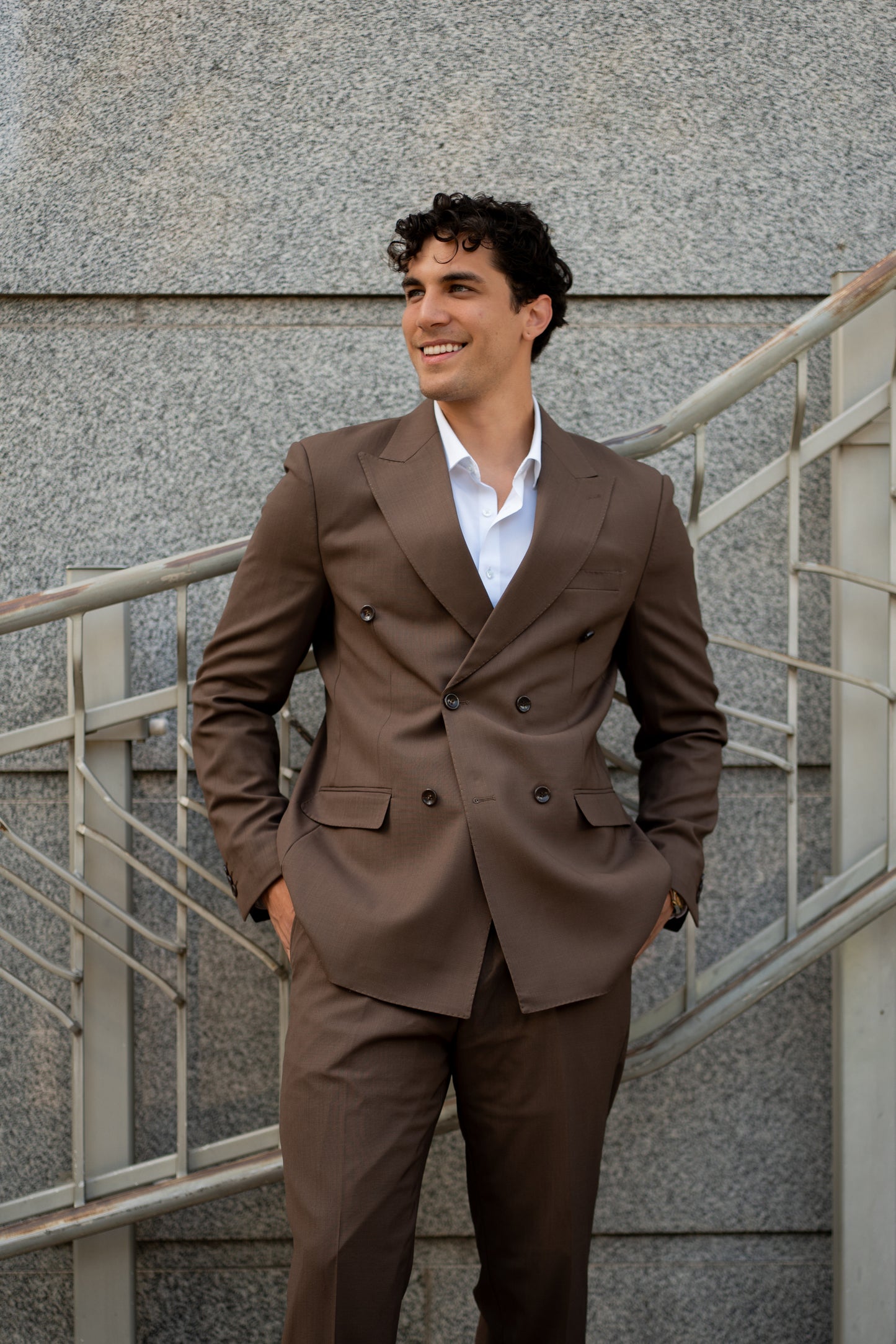 Traje Cruzado Dos Piezas Café