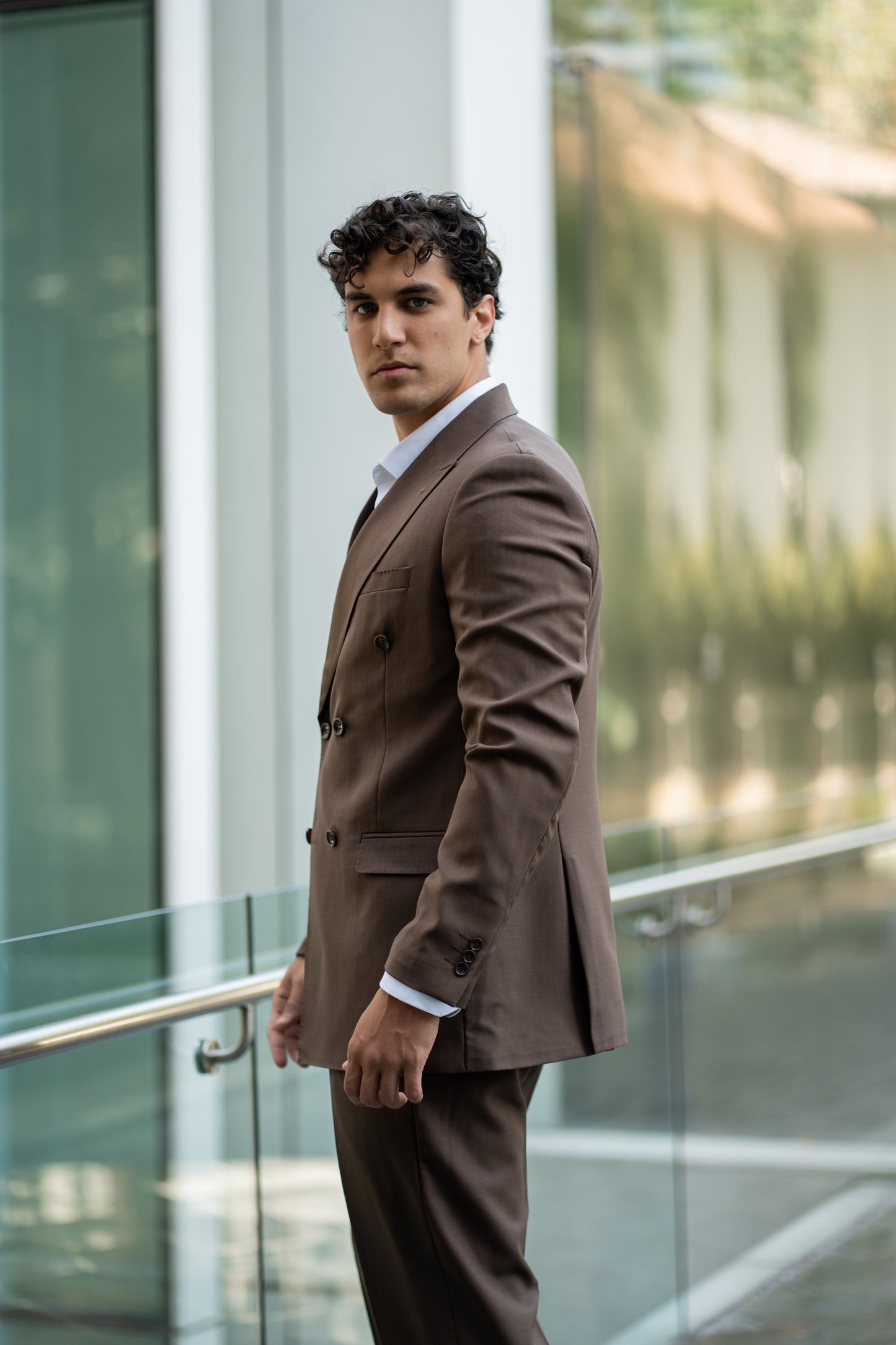 Traje Cruzado Dos Piezas Café