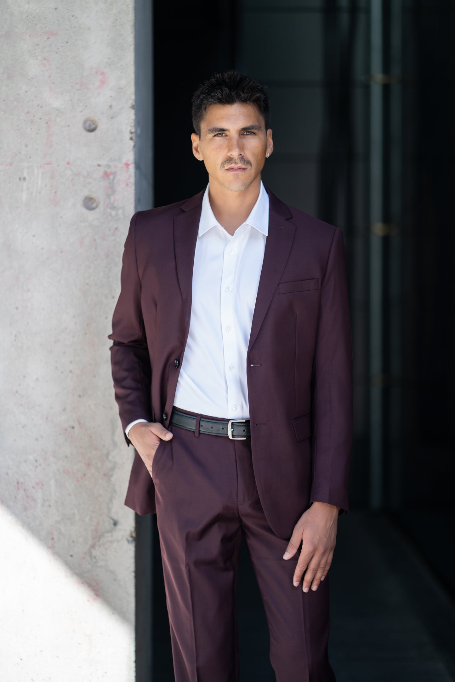 Traje Slim Fit Dos Piezas Burdeo