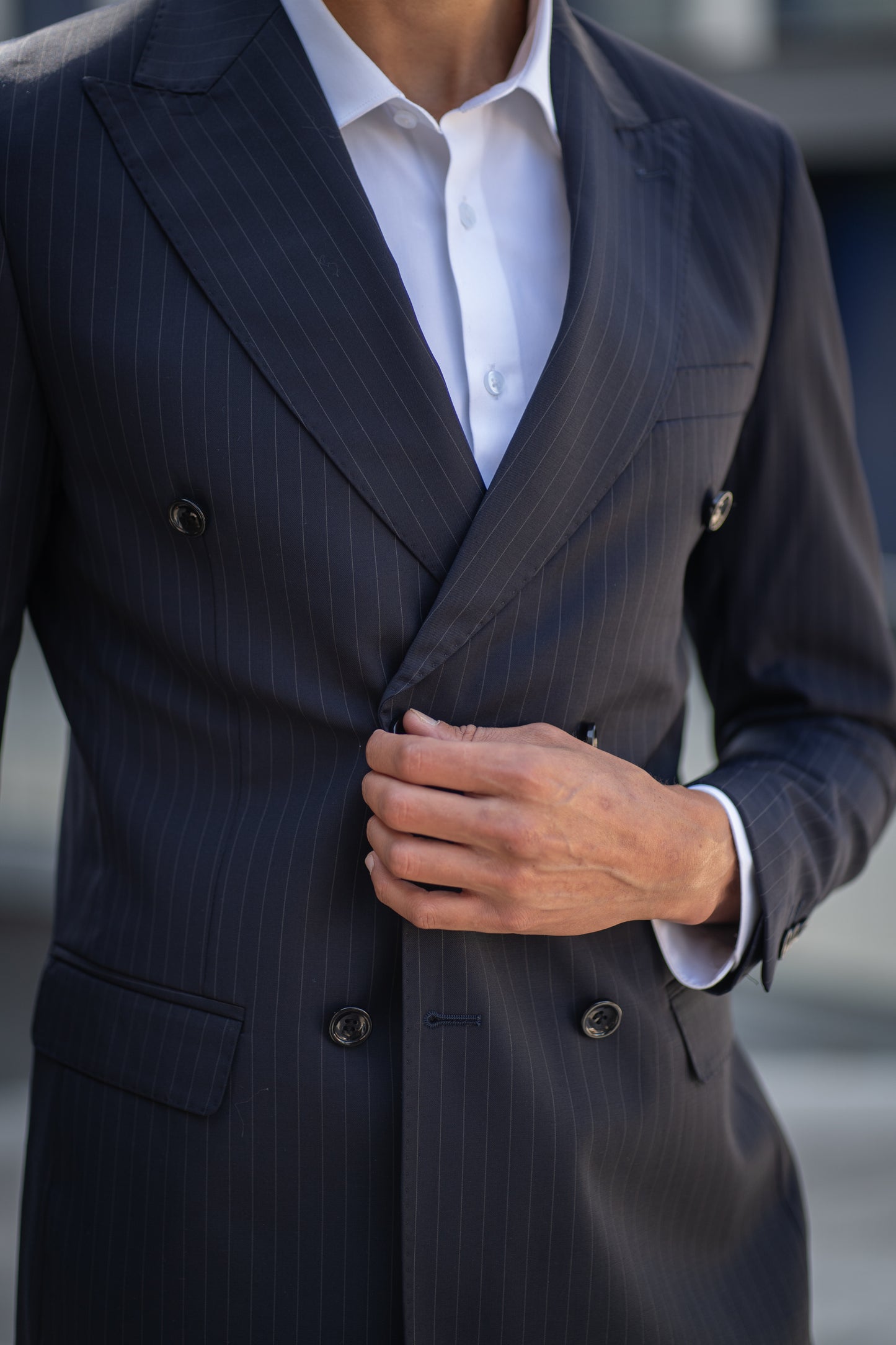 Traje Slim Fit Dos Piezas Azul Marino Rayado Cruzado