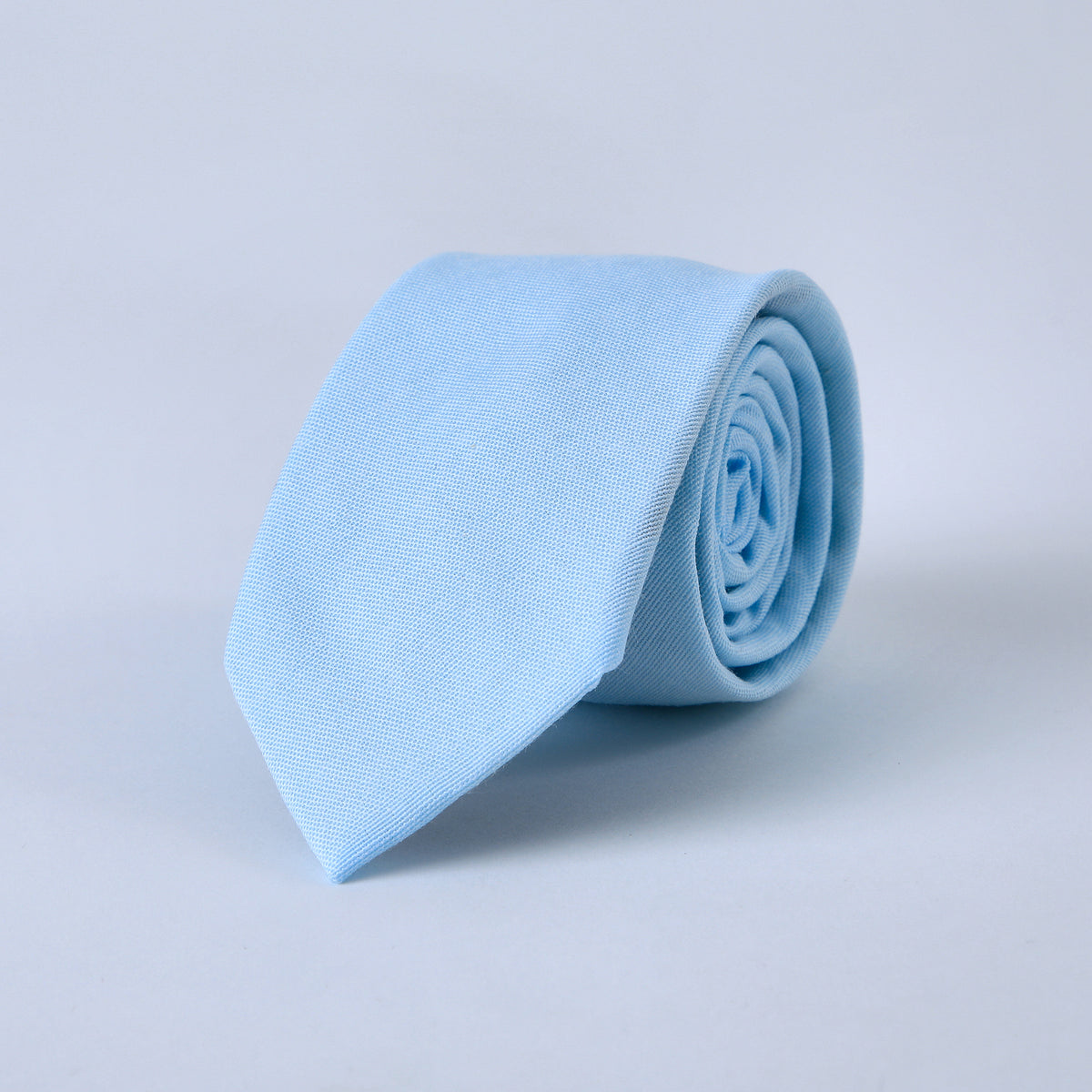 Corbata Celeste
